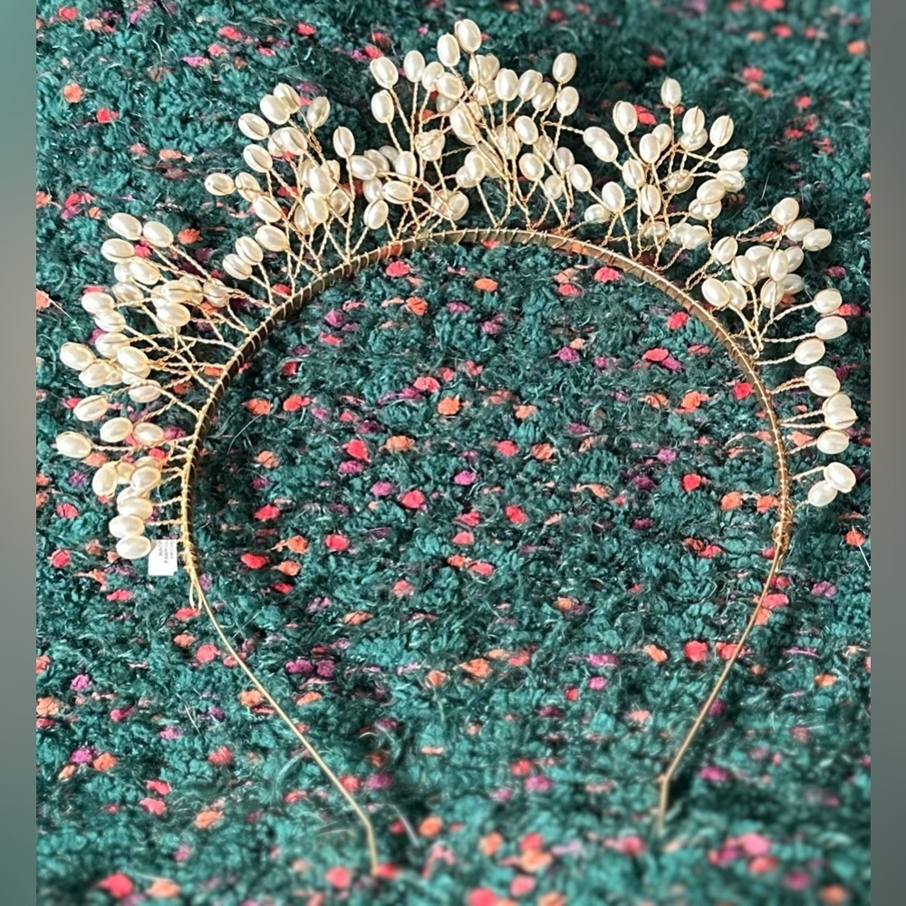 ✨NWT BHLDN Bowie Pearl Headband Bridal Hair Accessory Ivory Gold - Picture 6 of 10